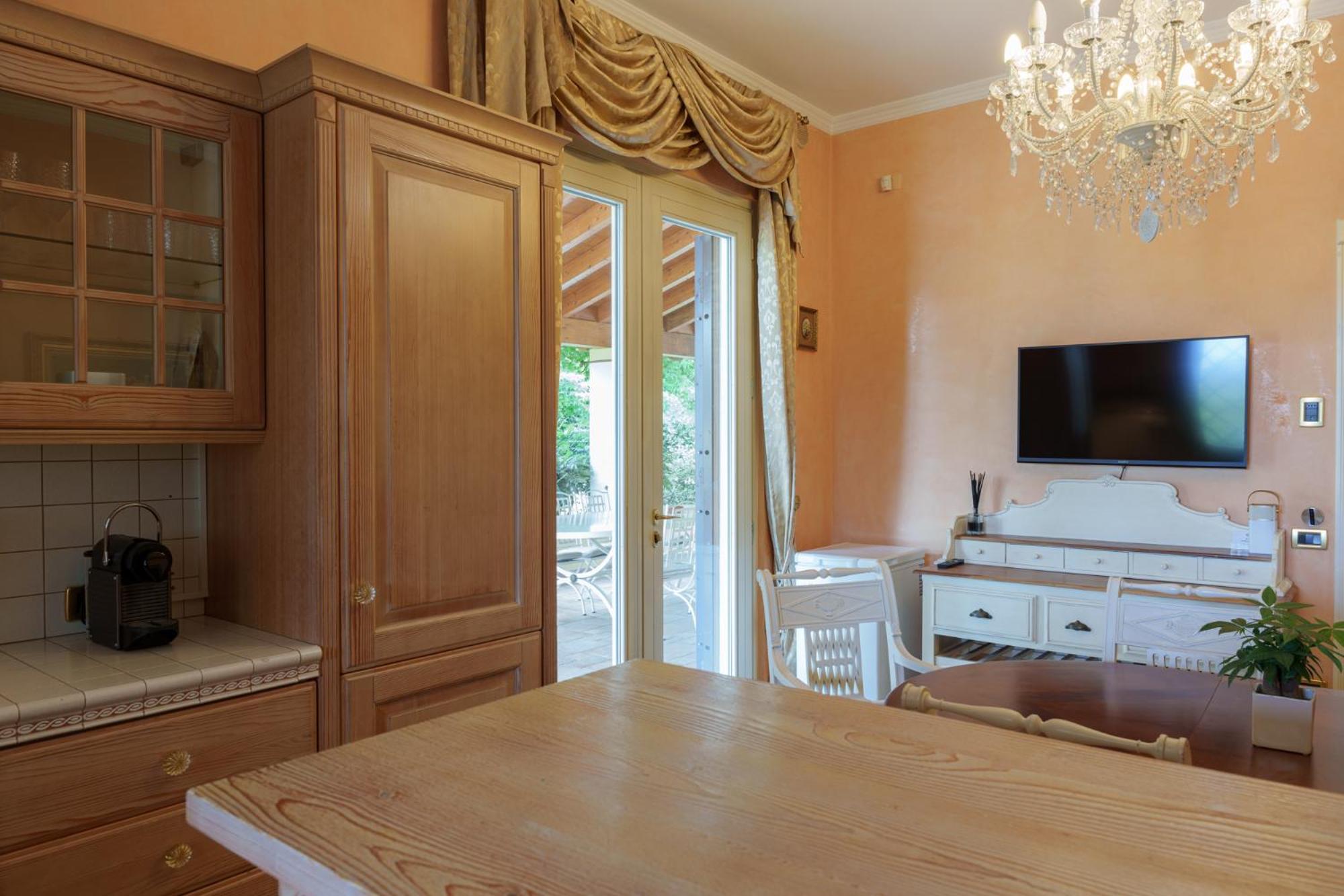 Villa Elena Moniga del Garda